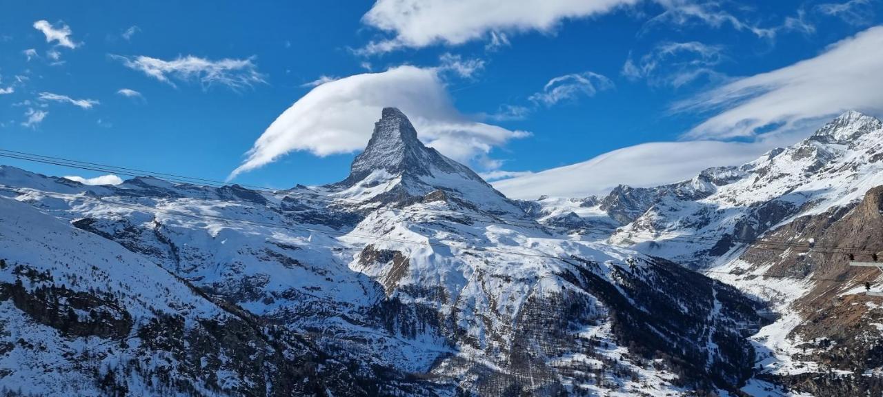 Appartement Au Centre De Zermatt Exterior foto